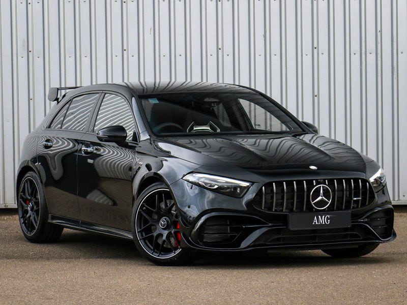 Front Angled view of Mercedes-Benz A-Class A35 4Matic Premium 5dr Auto