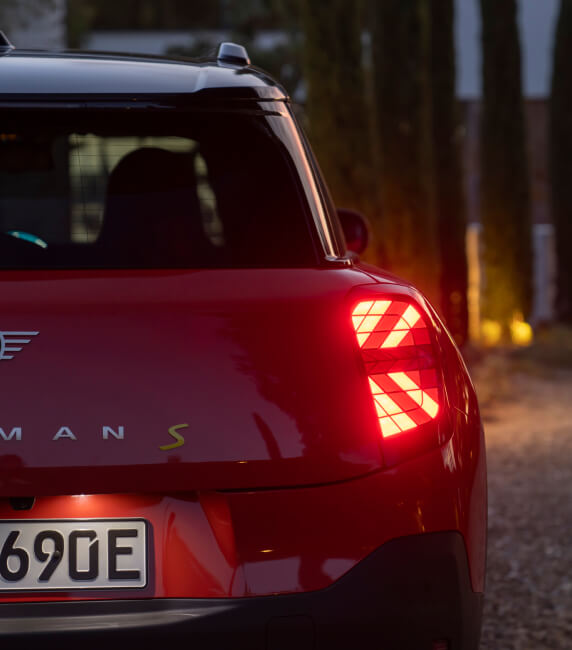 Rear view of MINI Aceman lights